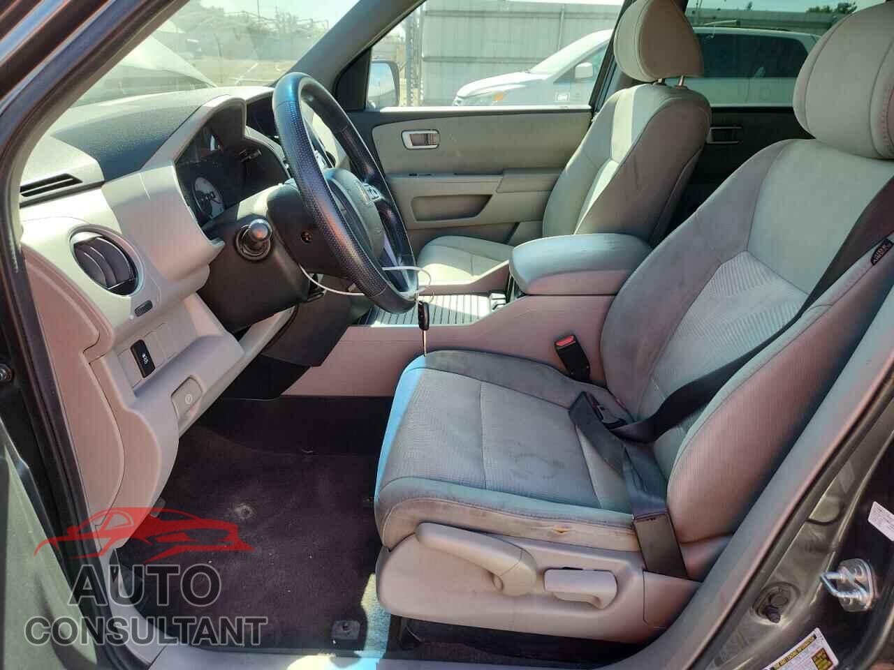 HONDA PILOT 2012 - 5FNYF4H27CB075489