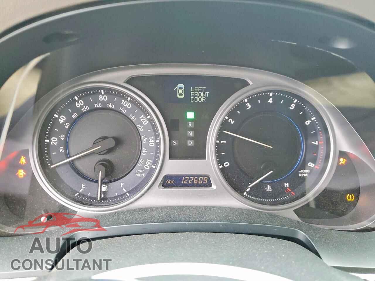 LEXUS IS 2010 - JTHBF5C20A5113337