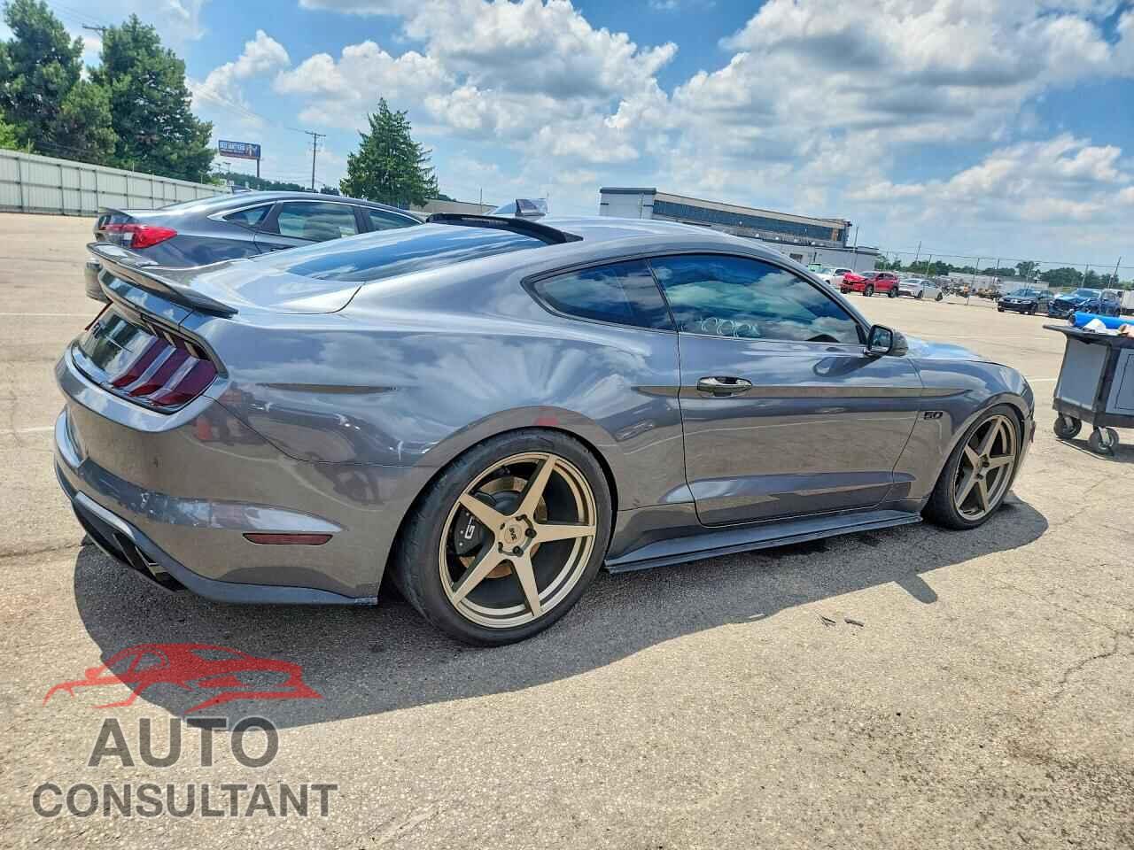 FORD MUSTANG 2021 - 1FA6P8CF6M5157020