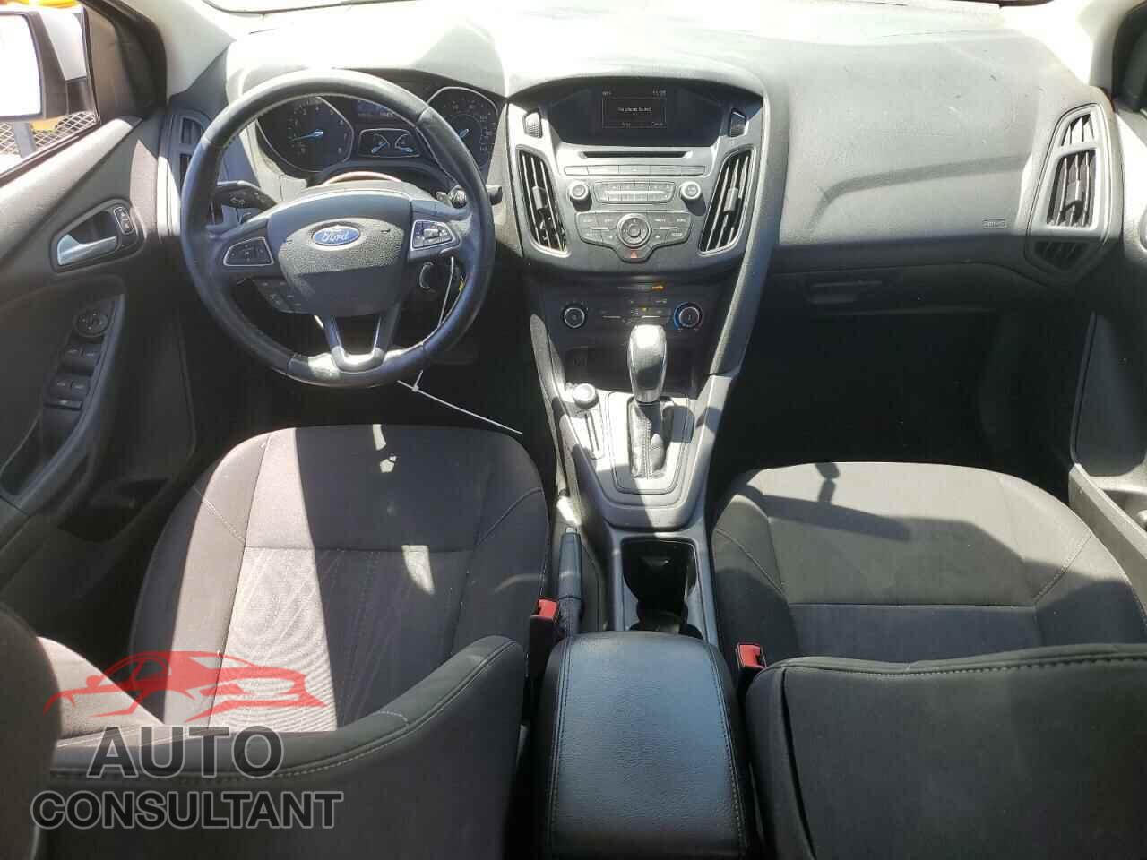 FORD FOCUS 2016 - 1FADP3F22GL329241