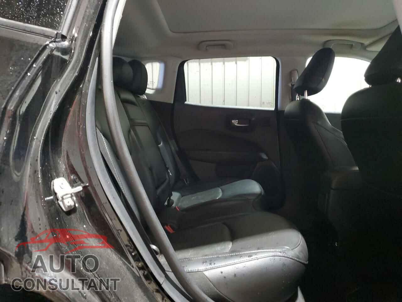 JEEP COMPASS 2019 - 3C4NJDCB2KT761500
