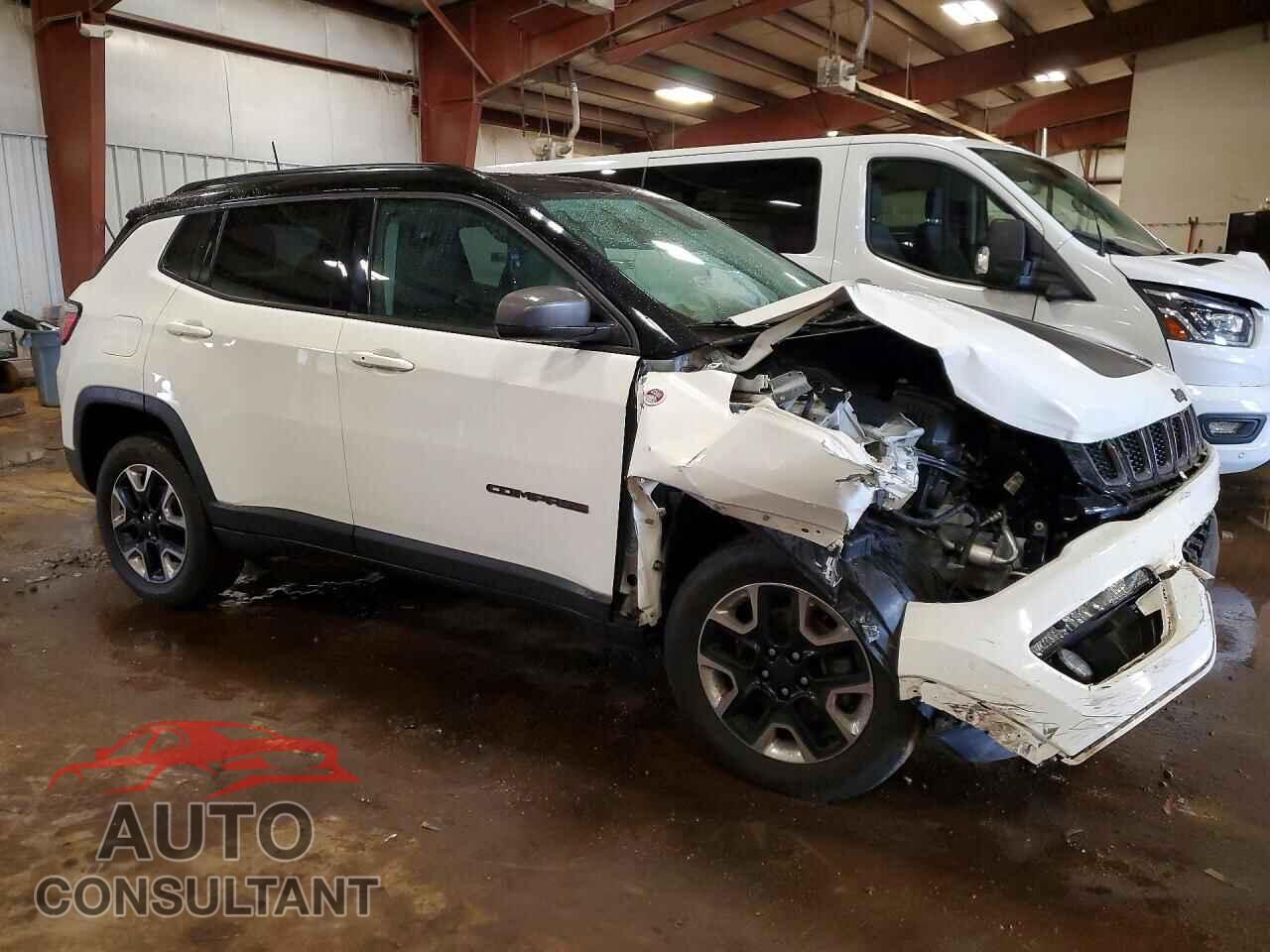 JEEP COMPASS 2018 - 3C4NJDDB2JT179247
