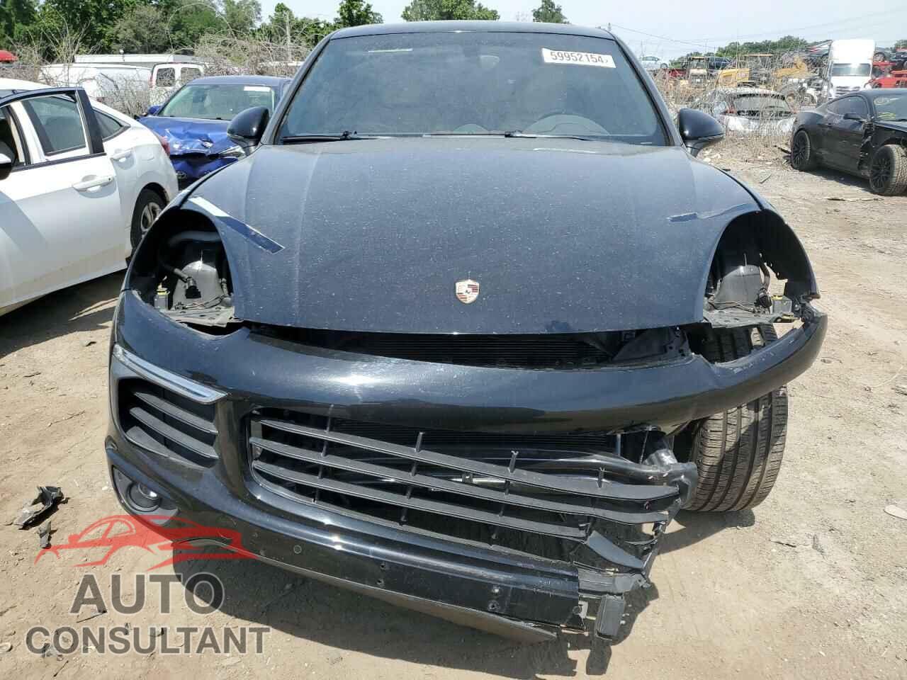 PORSCHE CAYENNE 2016 - WP1AA2A2XGLA08286