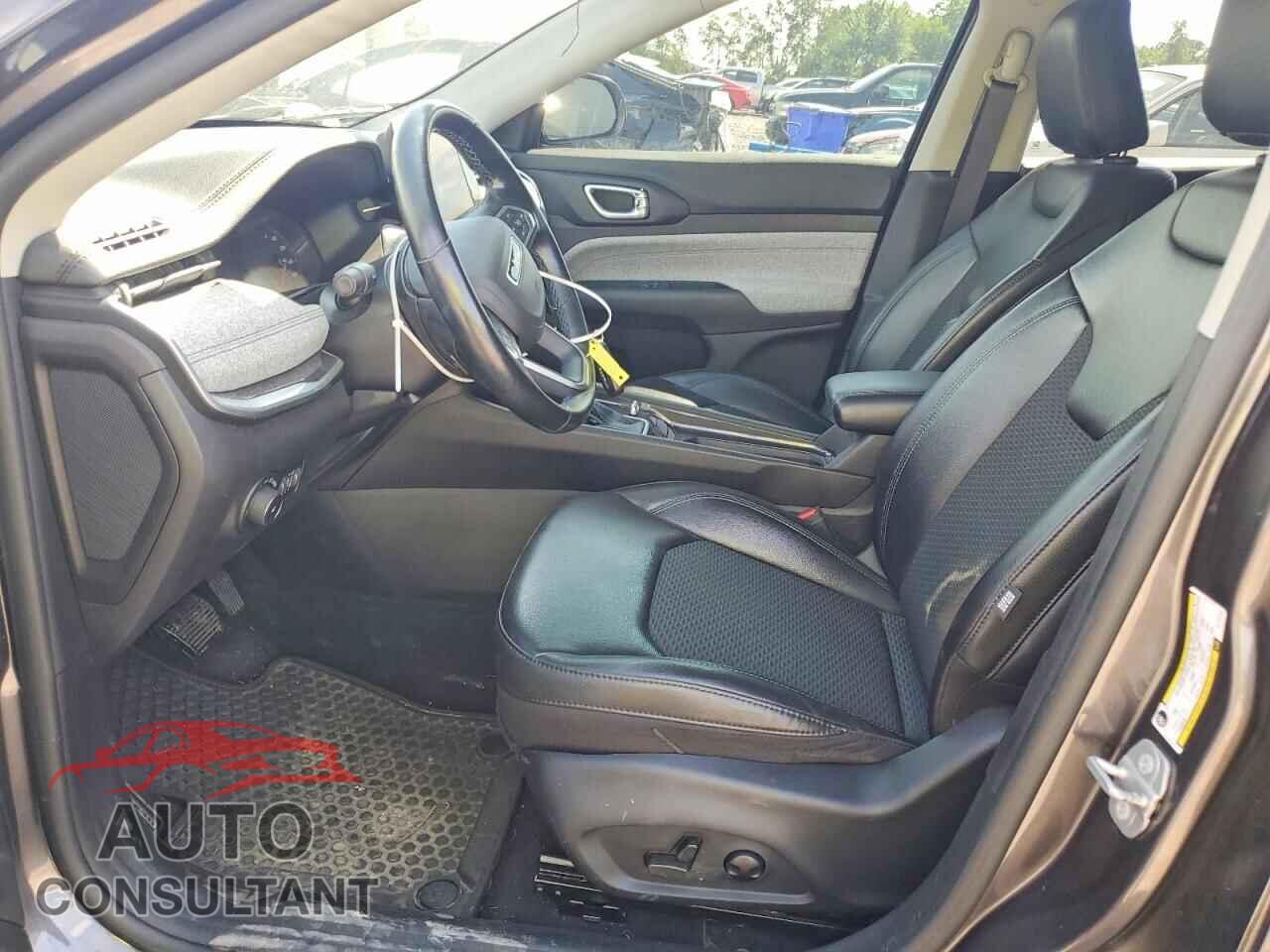 JEEP COMPASS 2022 - 3C4NJDBB3NT152129