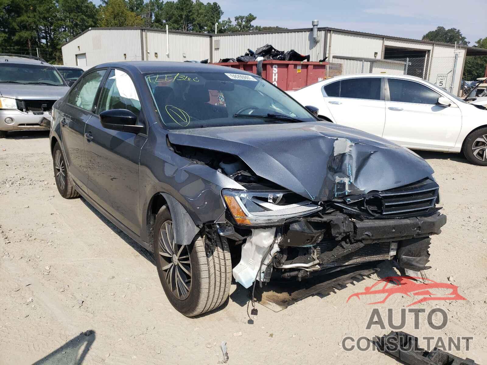 VOLKSWAGEN JETTA 2018 - 3VWDB7AJ8JM211633