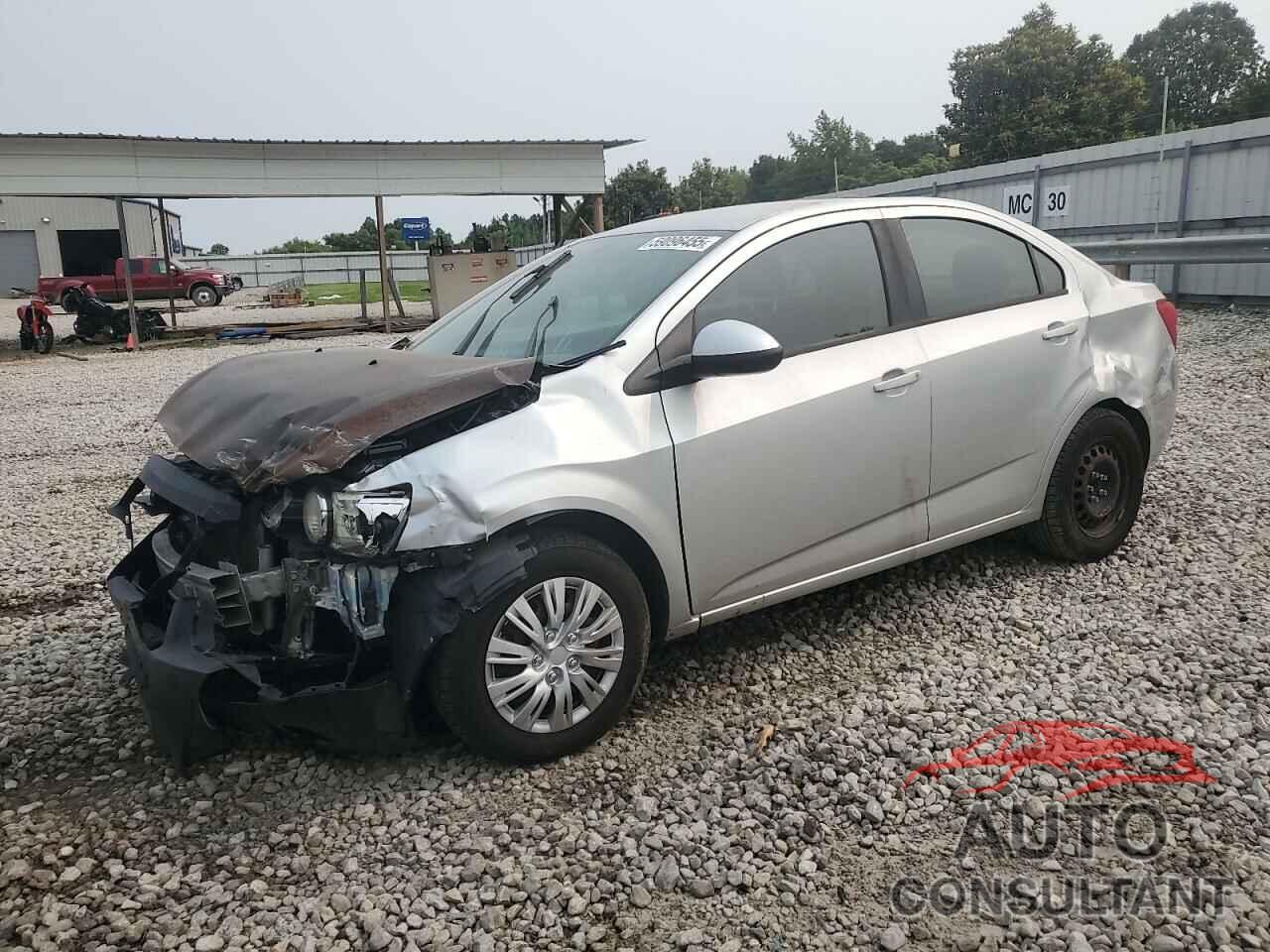 CHEVROLET SONIC 2015 - 1G1JA5SH6F4152196