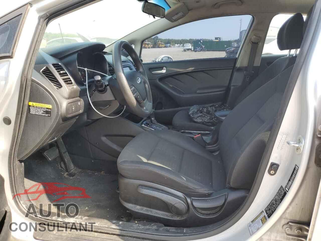 KIA FORTE 2017 - 3KPFL4A78HE048076