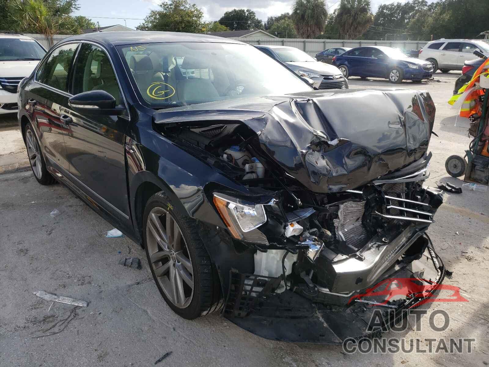 VOLKSWAGEN PASSAT 2017 - 1VWDT7A30HC045991