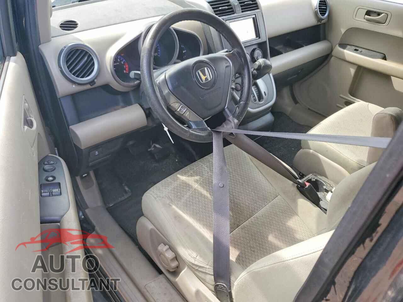 HONDA ELEMENT 2011 - 5J6YH1H71BL000295