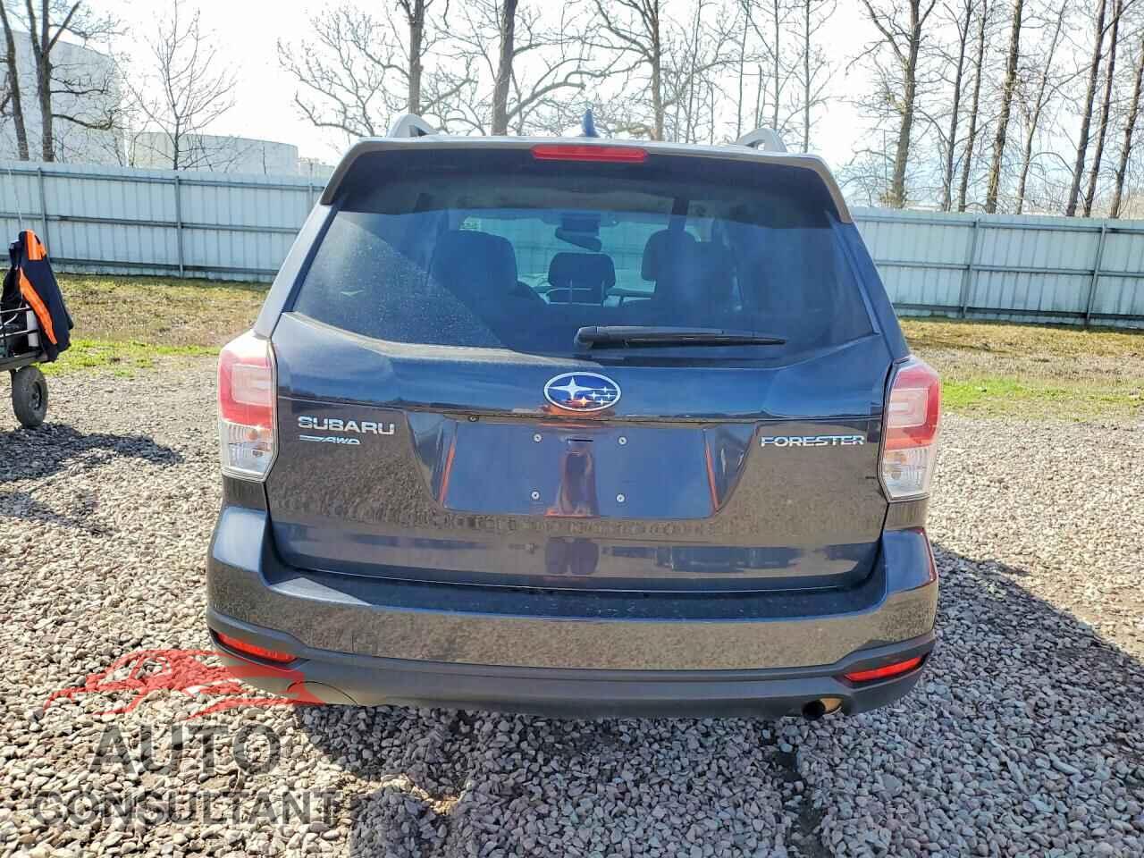 SUBARU FORESTER 2018 - JF2SJAEC7JH579328