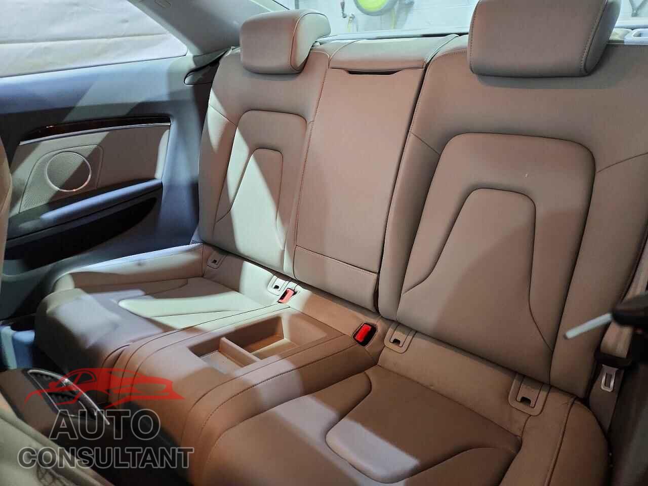 AUDI A5 2013 - WAURFAFR0DA046457
