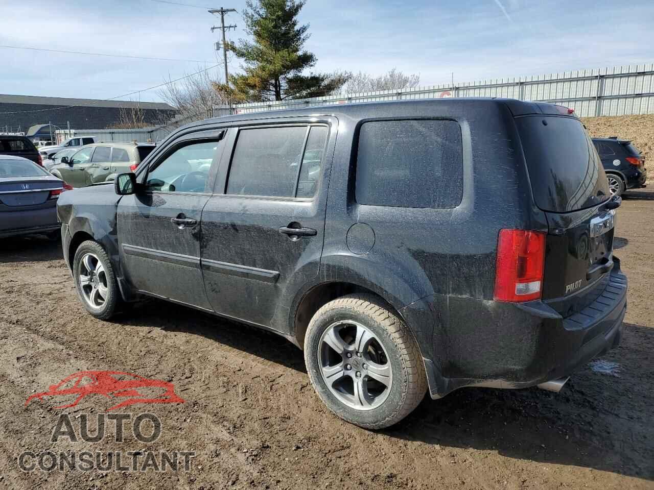 HONDA PILOT 2015 - 5FNYF4H35FB022190
