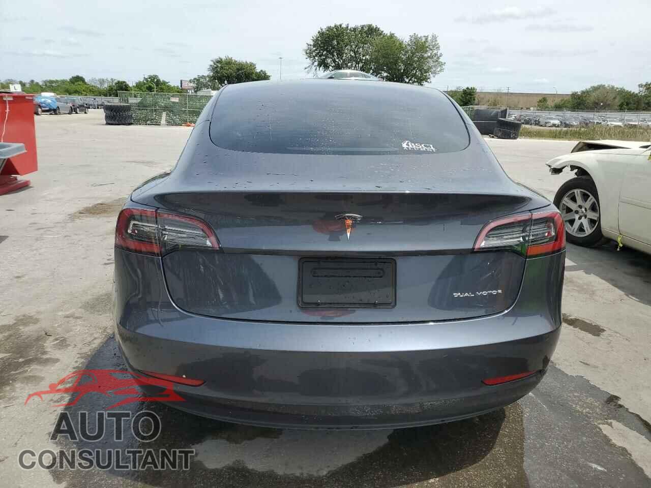 TESLA MODEL 3 2021 - 5YJ3E1EB1MF852721