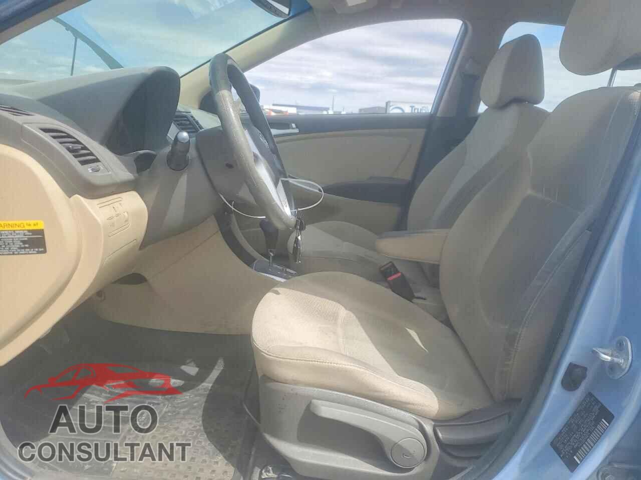 HYUNDAI ACCENT 2013 - KMHCT4AEXDU402348