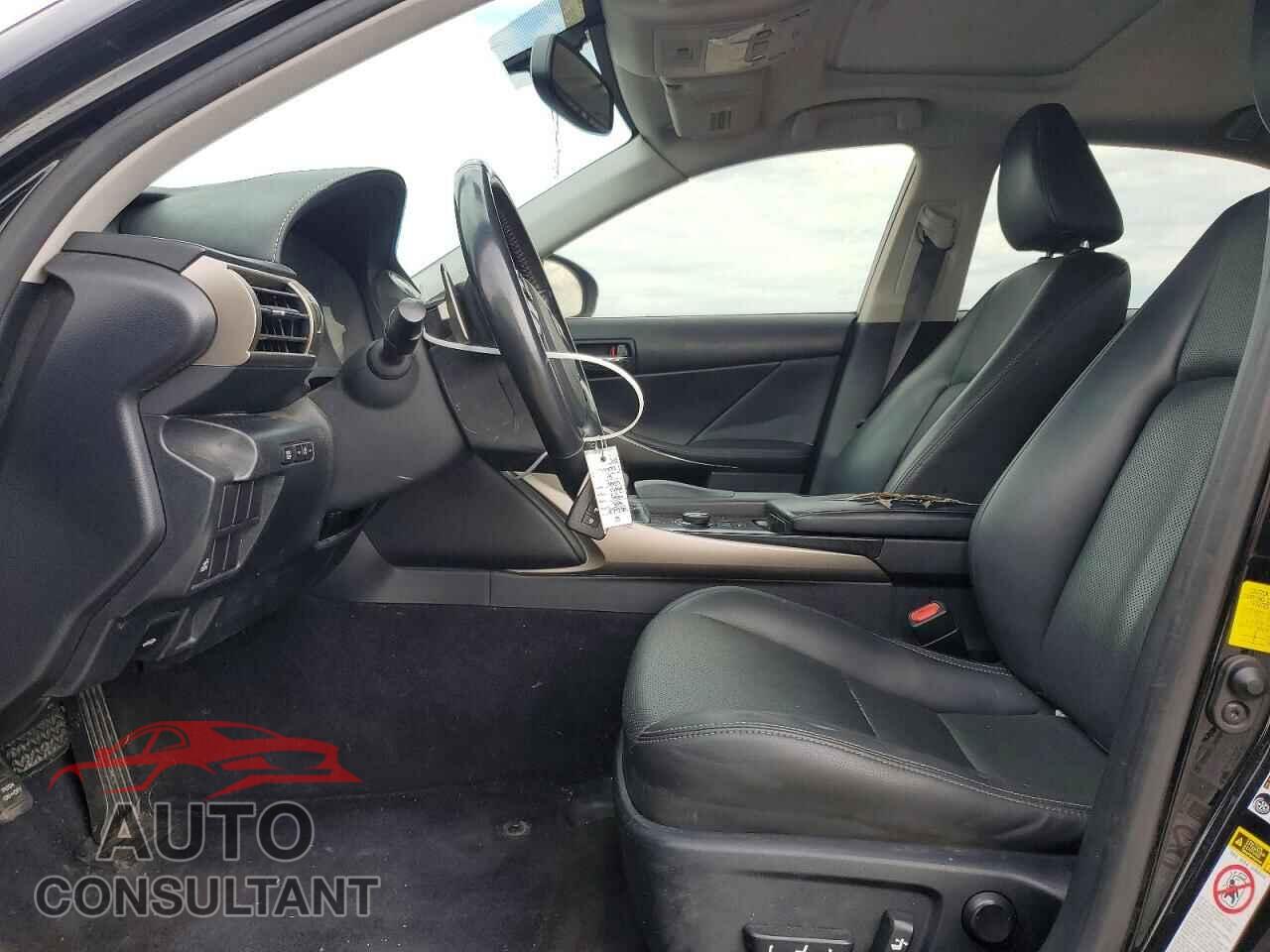 LEXUS IS 2014 - JTHBF1D20E5034232
