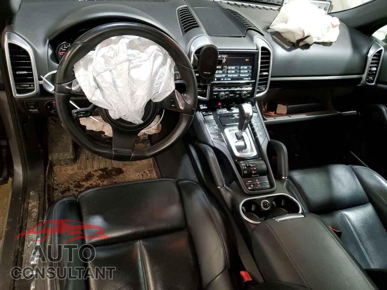 PORSCHE CAYENNE 2012 - WP1AB2A26CLA40790