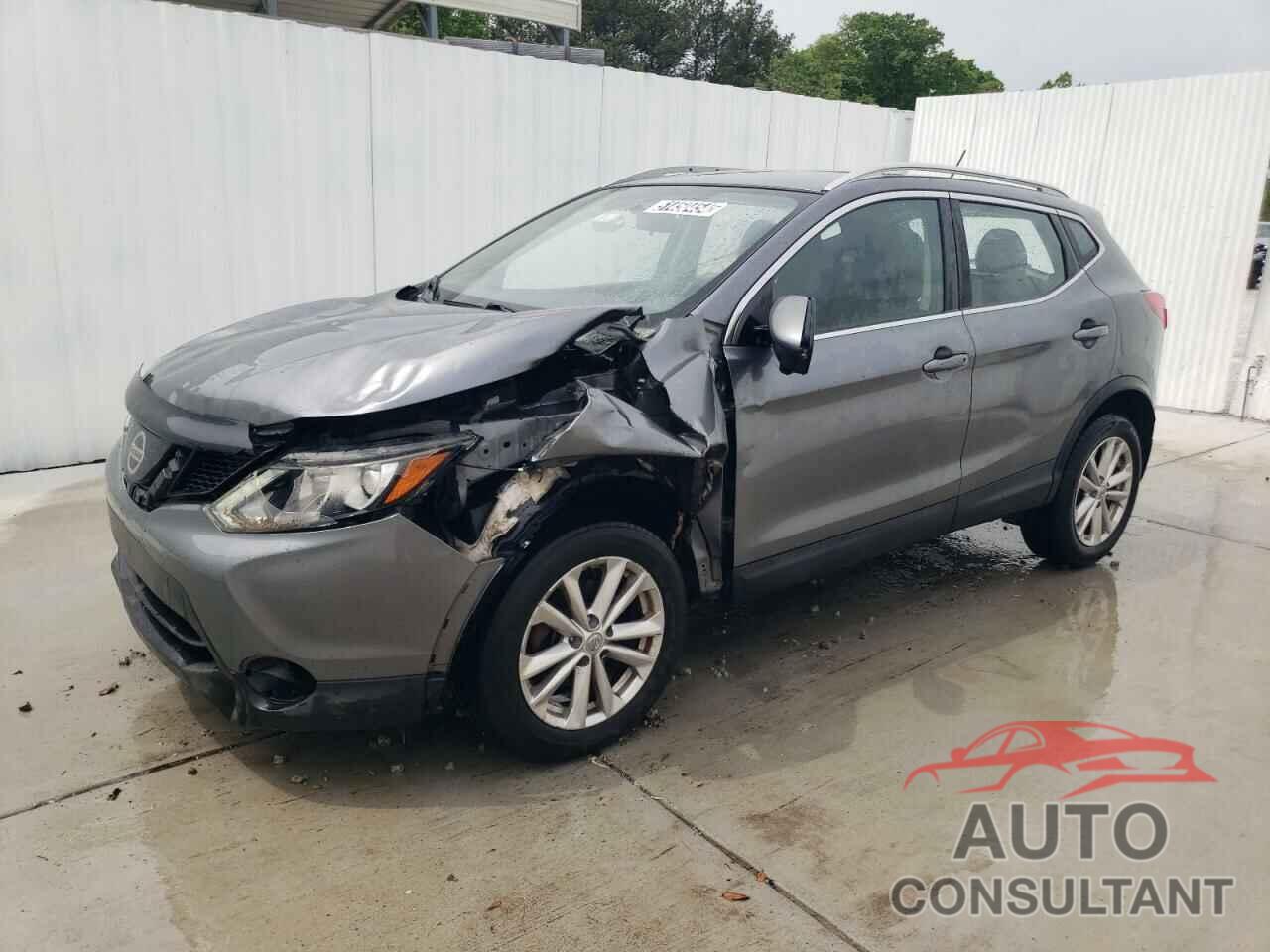 NISSAN ROGUE 2018 - JN1BJ1CR2JW600512