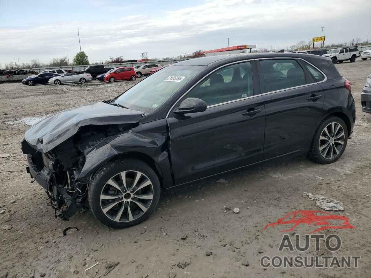 HYUNDAI ELANTRA 2018 - KMHH35LE1JU038499