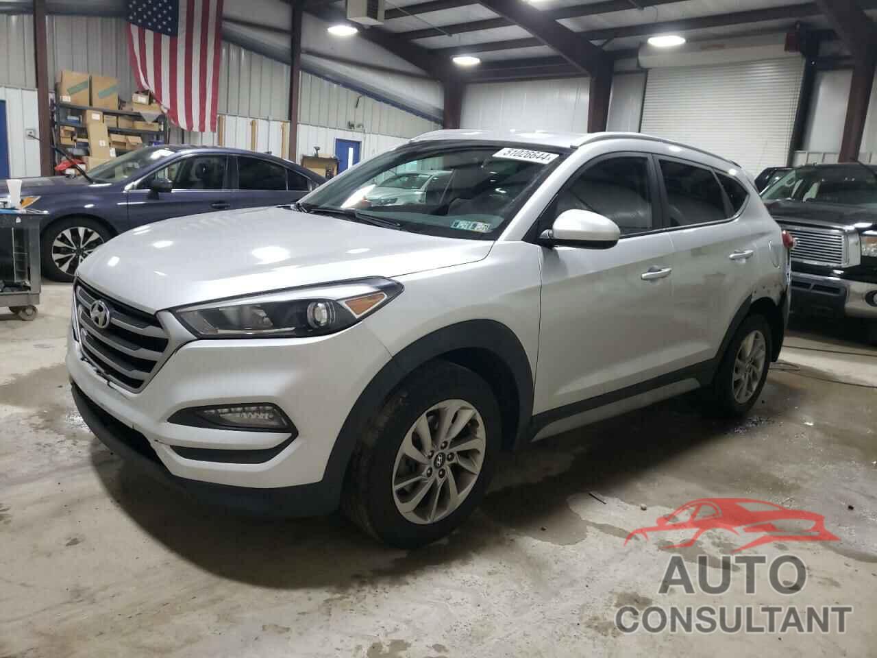 HYUNDAI TUCSON 2018 - KM8J3CA49JU809694