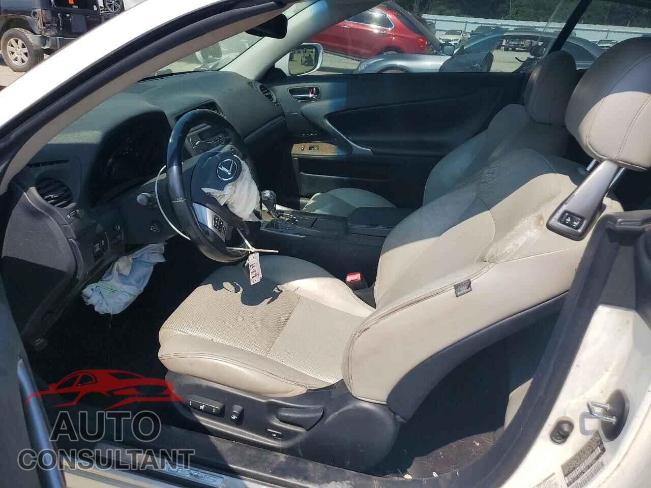 LEXUS IS 2012 - JTHFF2C27C2525906