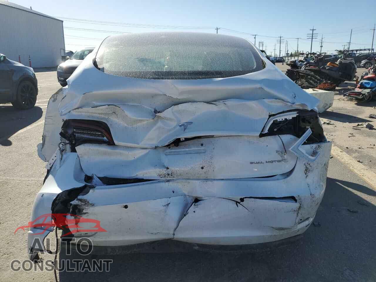 TESLA MODEL 3 2018 - 5YJ3E1EB6JF122282