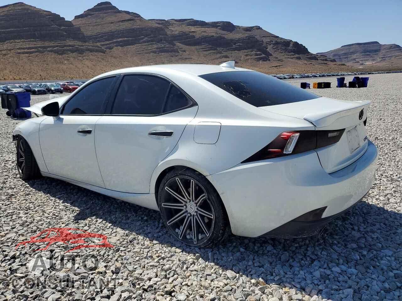 LEXUS IS 2015 - JTHBF1D20F5049024