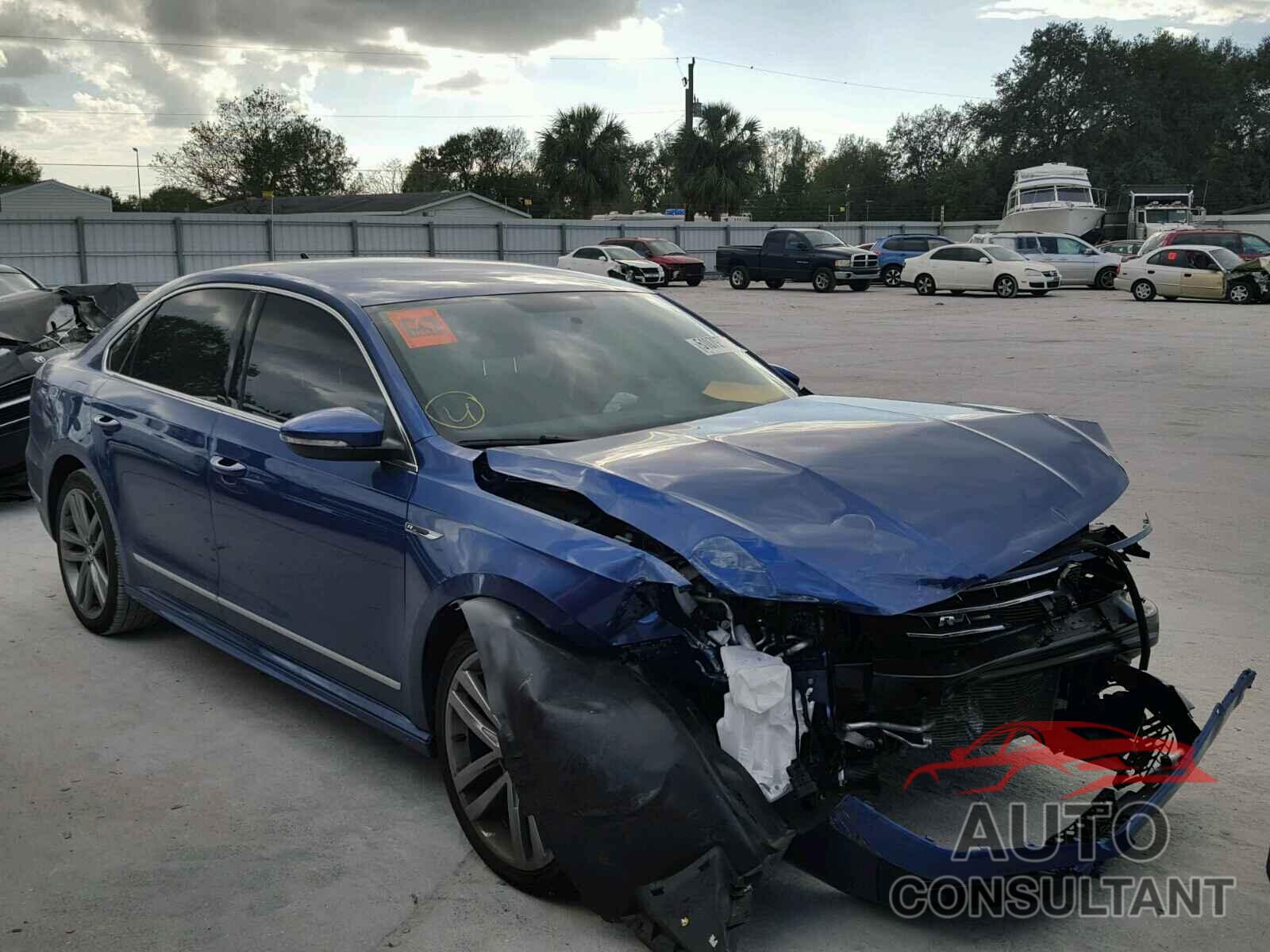 VOLKSWAGEN PASSAT 2017 - 1VWDT7A31HC072343