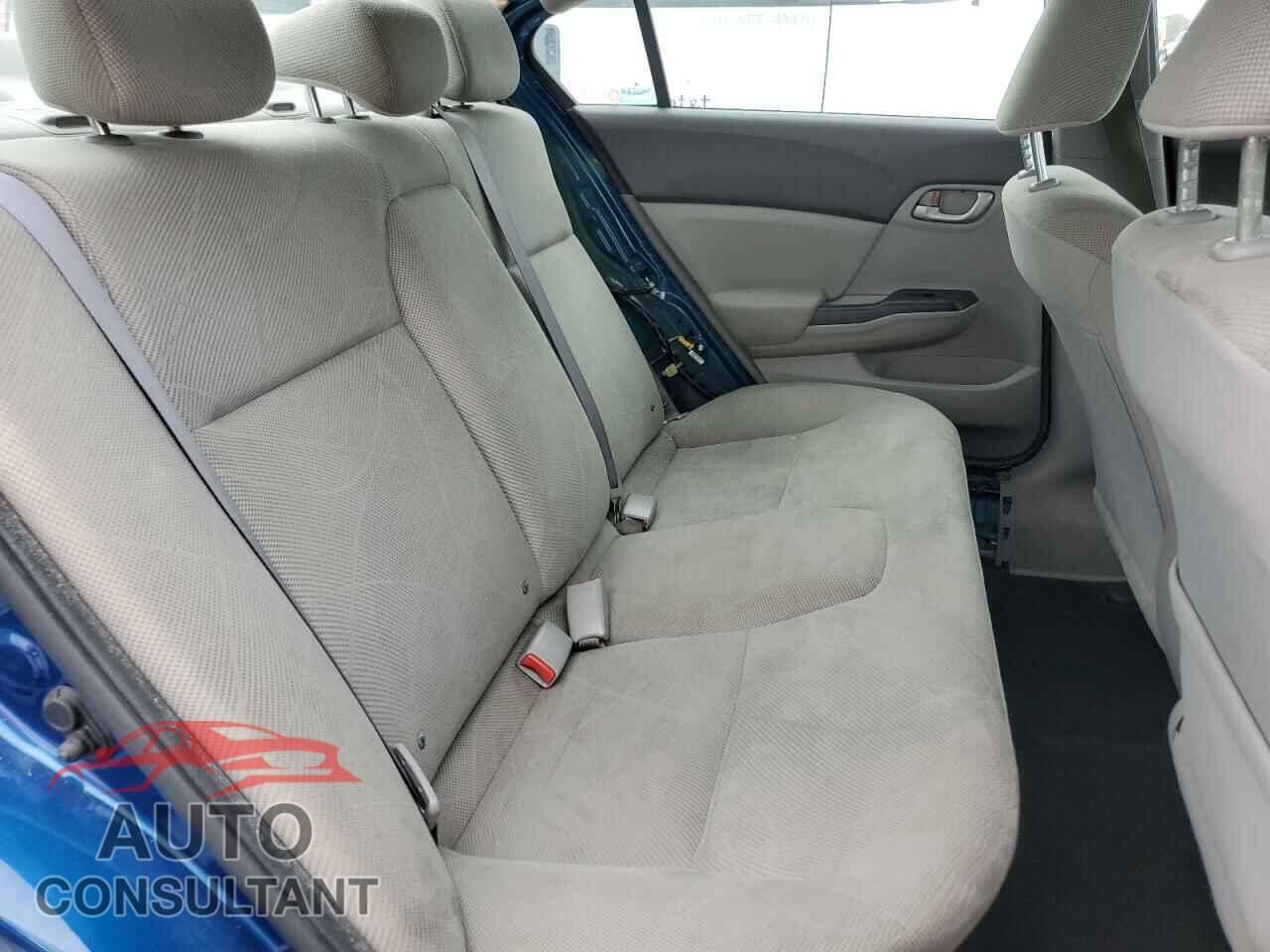 HONDA CIVIC 2012 - 2HGFB2E56CH511587
