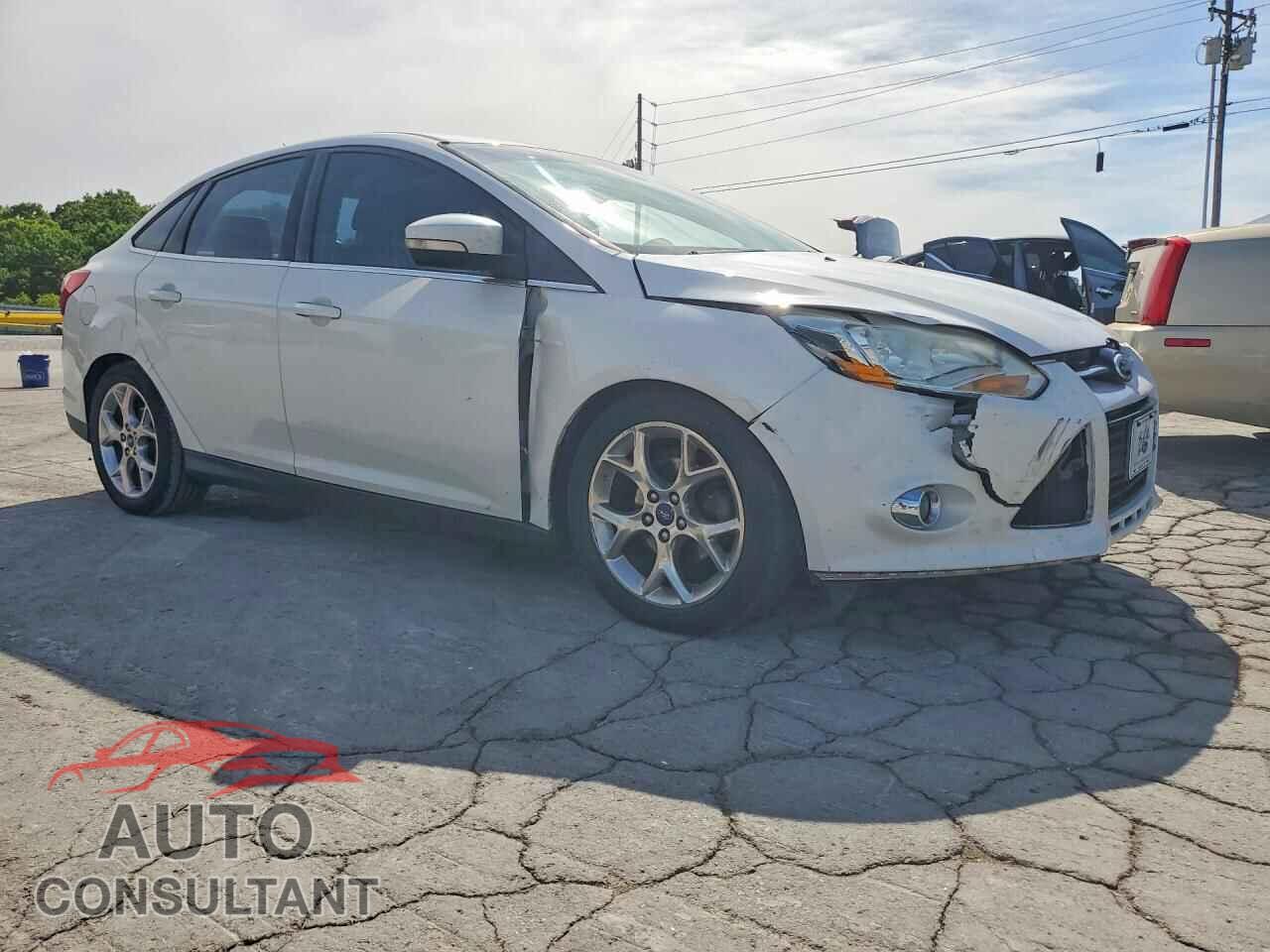FORD FOCUS 2012 - 1FAHP3H22CL413231