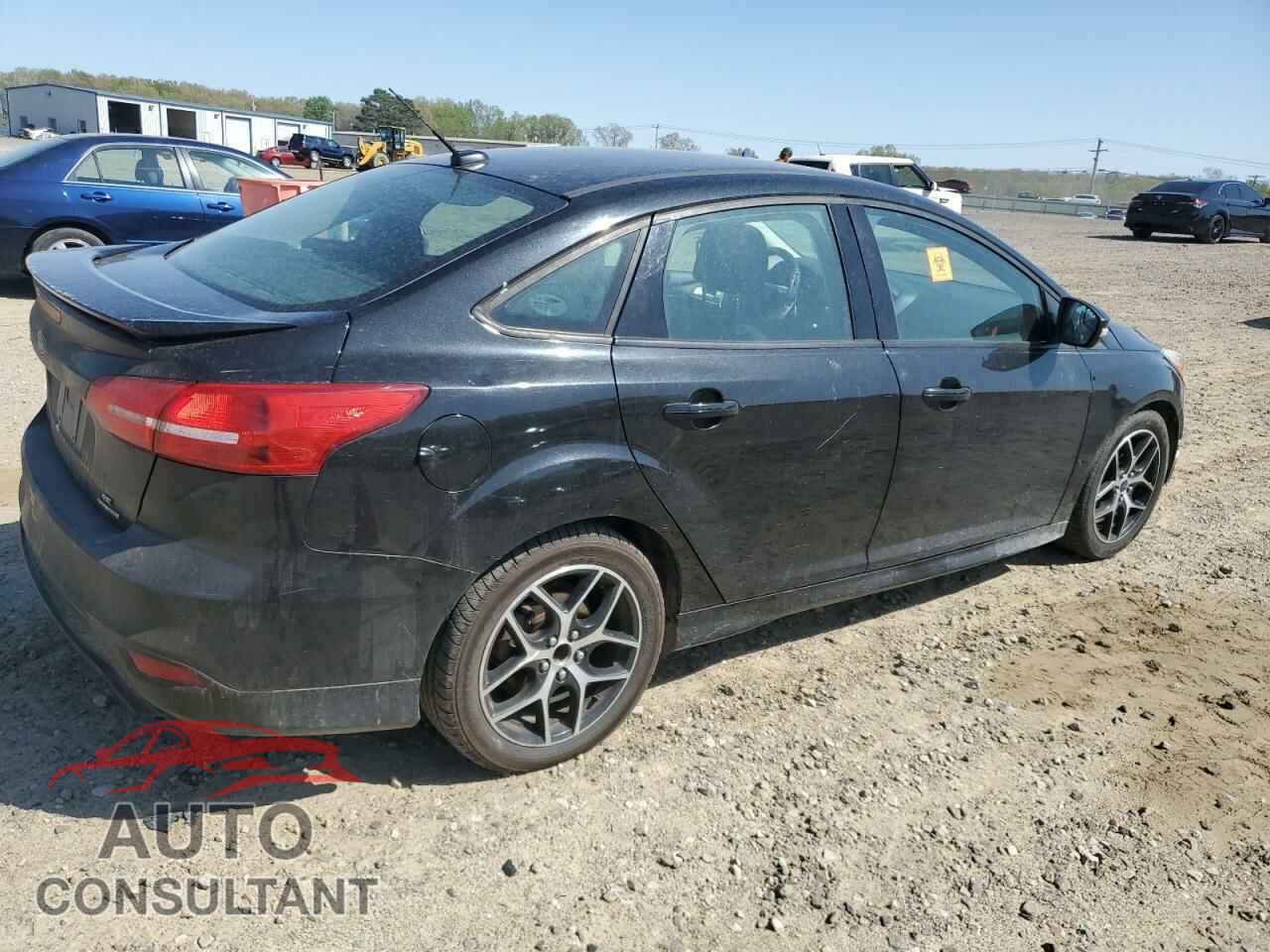 FORD FOCUS 2015 - 1FADP3F23FL313192