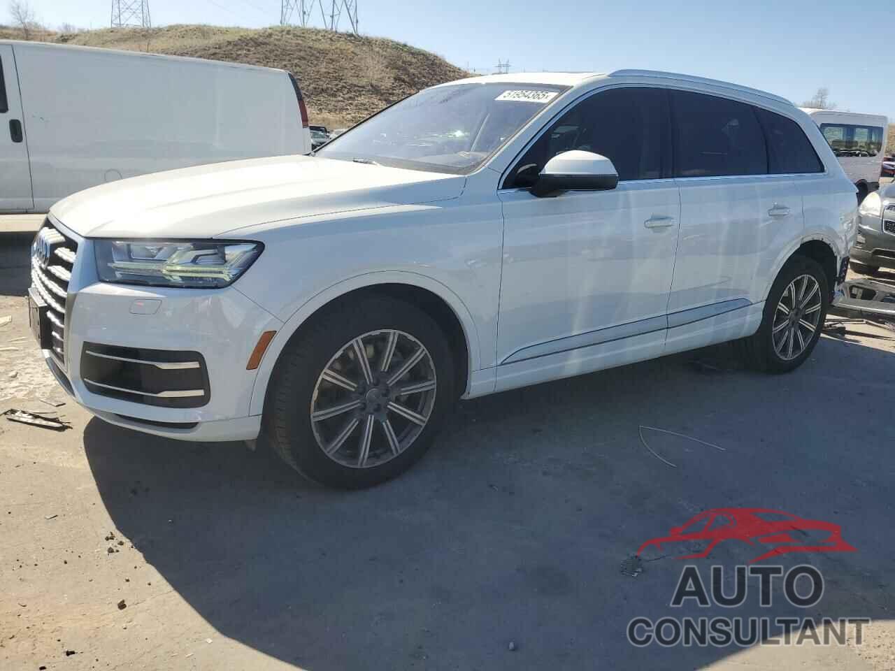 AUDI Q7 2019 - WA1LAAF79KD003621