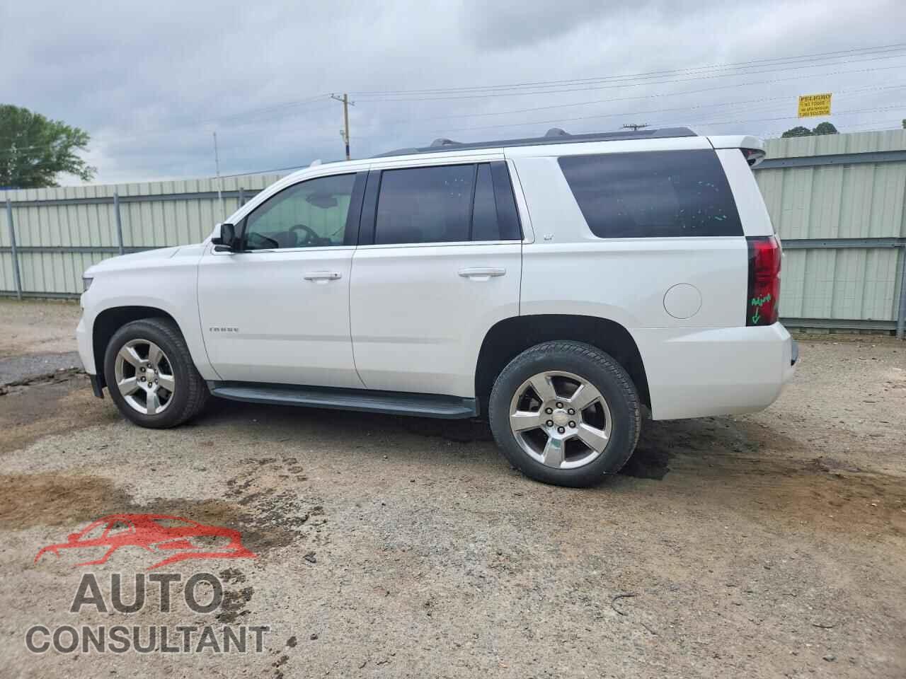 CHEVROLET TAHOE 2017 - 1GNSCBKC2HR182575