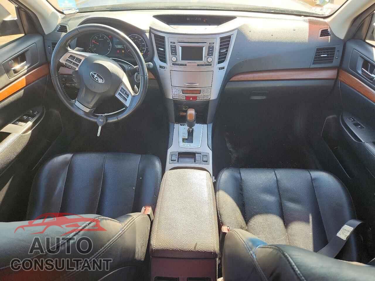 SUBARU OUTBACK 2013 - 4S4BRBKC8D3300922
