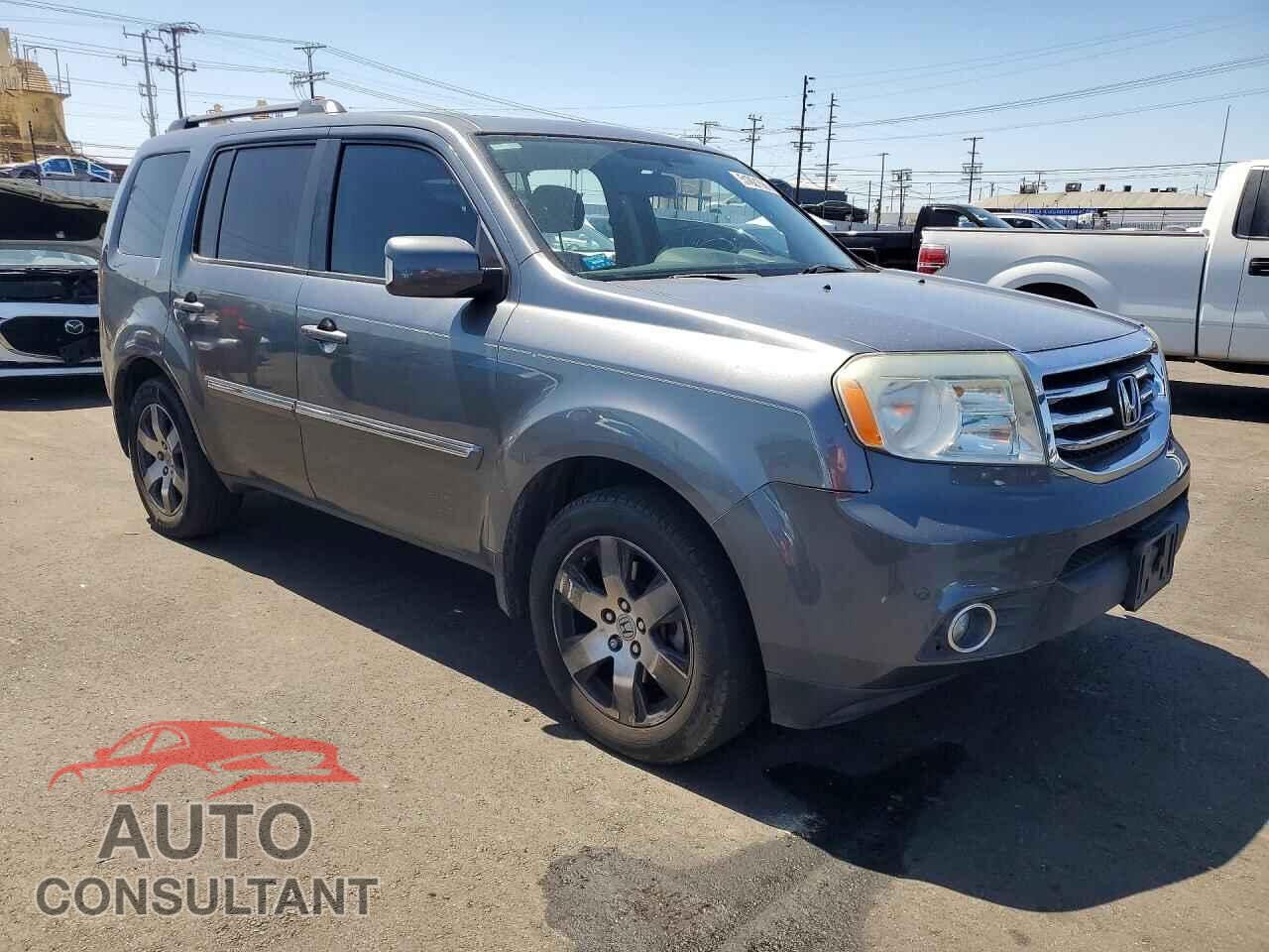 HONDA PILOT 2013 - 5FNYF4H97DB026999