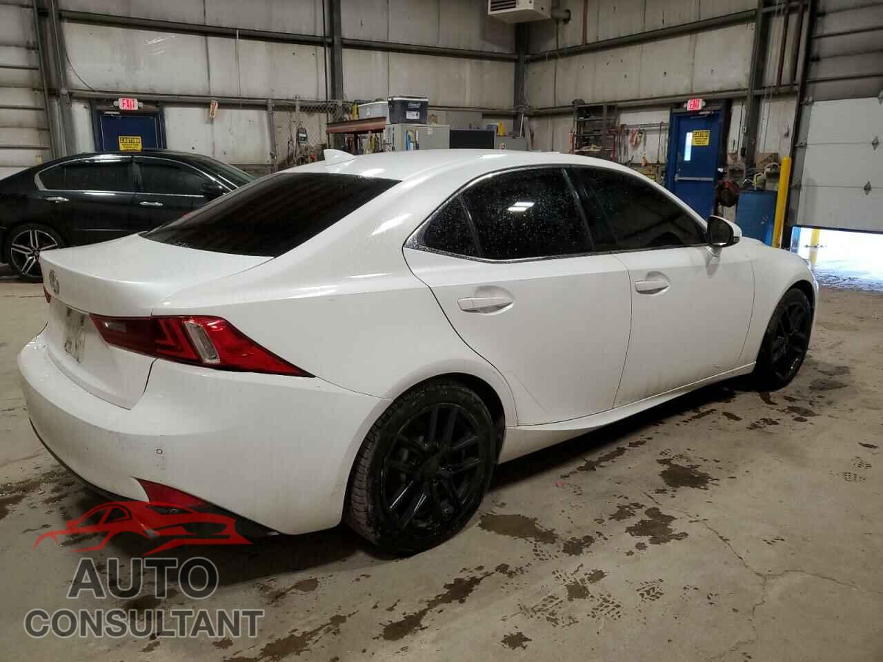 LEXUS IS 2014 - JTHCF1D27E5002656