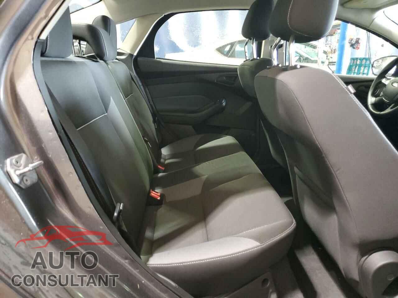 FORD FOCUS 2012 - 1FAHP3F2XCL372592