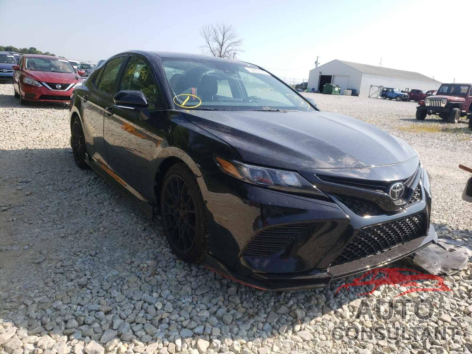 TOYOTA CAMRY 2021 - 4T1KZ1AK5MU054120