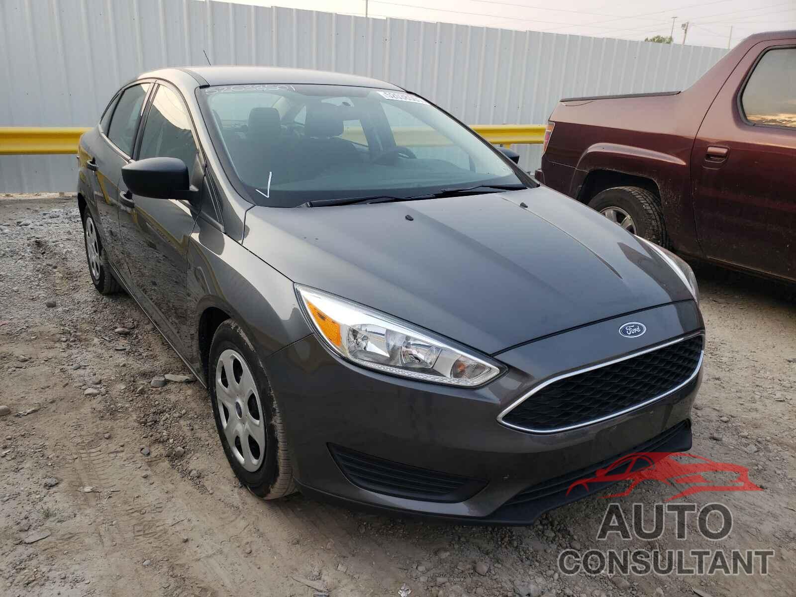 FORD FOCUS 2017 - 1FADP3E26HL303549