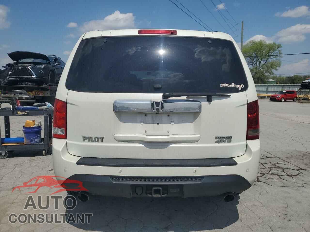 HONDA PILOT 2013 - 5FNYF4H99DB058790