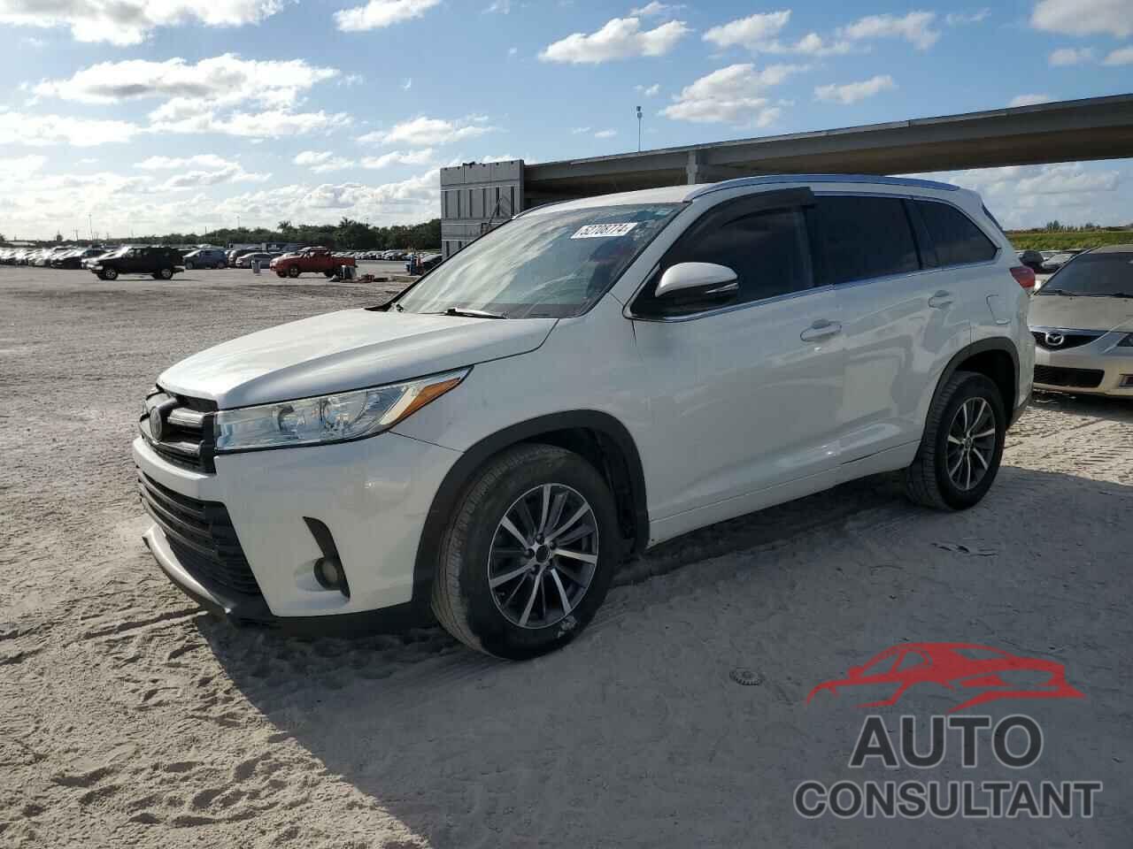 TOYOTA HIGHLANDER 2017 - 5TDKZRFHXHS524040