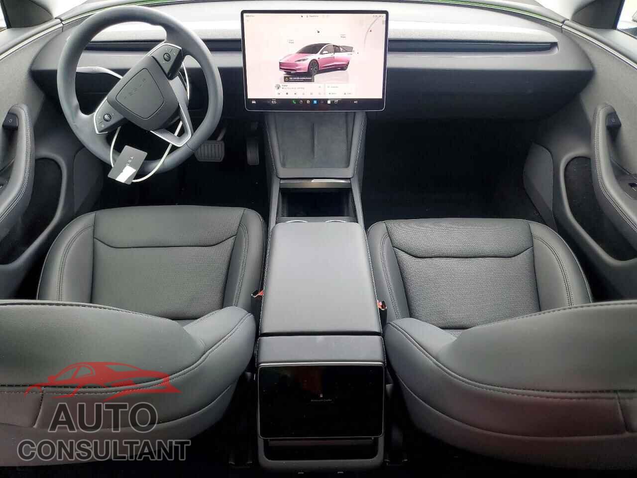 TESLA MODEL 3 2026 - 5YJ3E1EA3TF143018