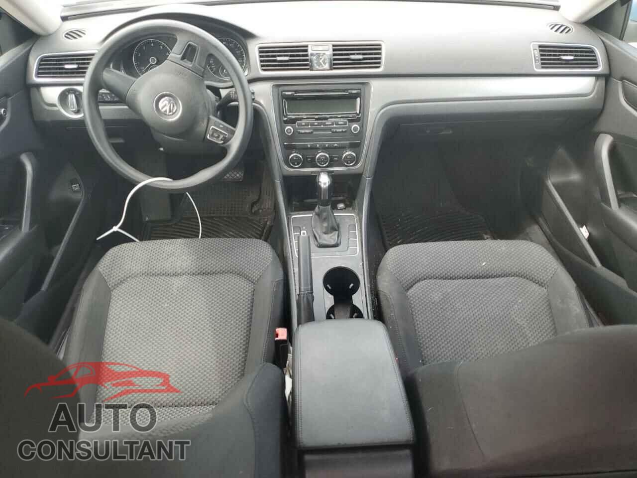 VOLKSWAGEN PASSAT 2012 - 1VWAP7A35CC063774