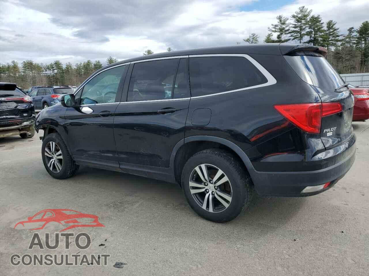 HONDA PILOT 2017 - 5FNYF6H55HB095754