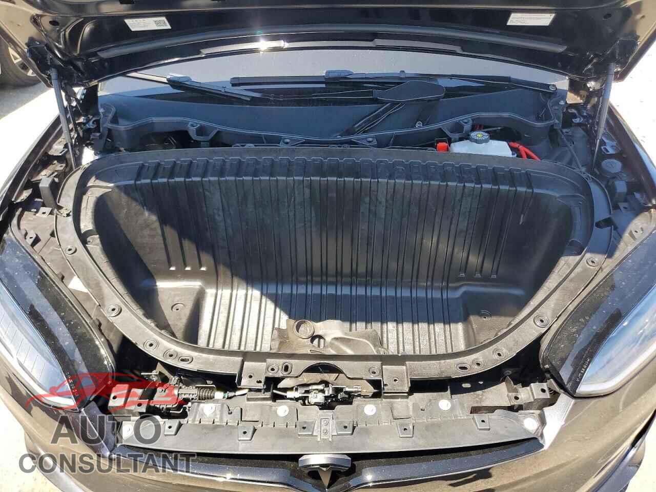 TESLA MODEL X 2026 - 7SAXCBE60TF481391