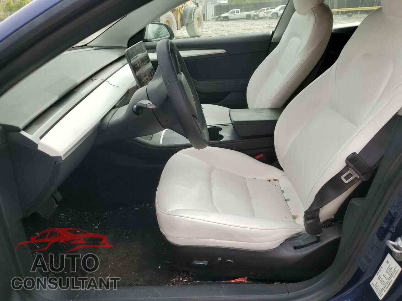 TESLA MODEL 3 2021 - 5YJ3E1EA8MF973141