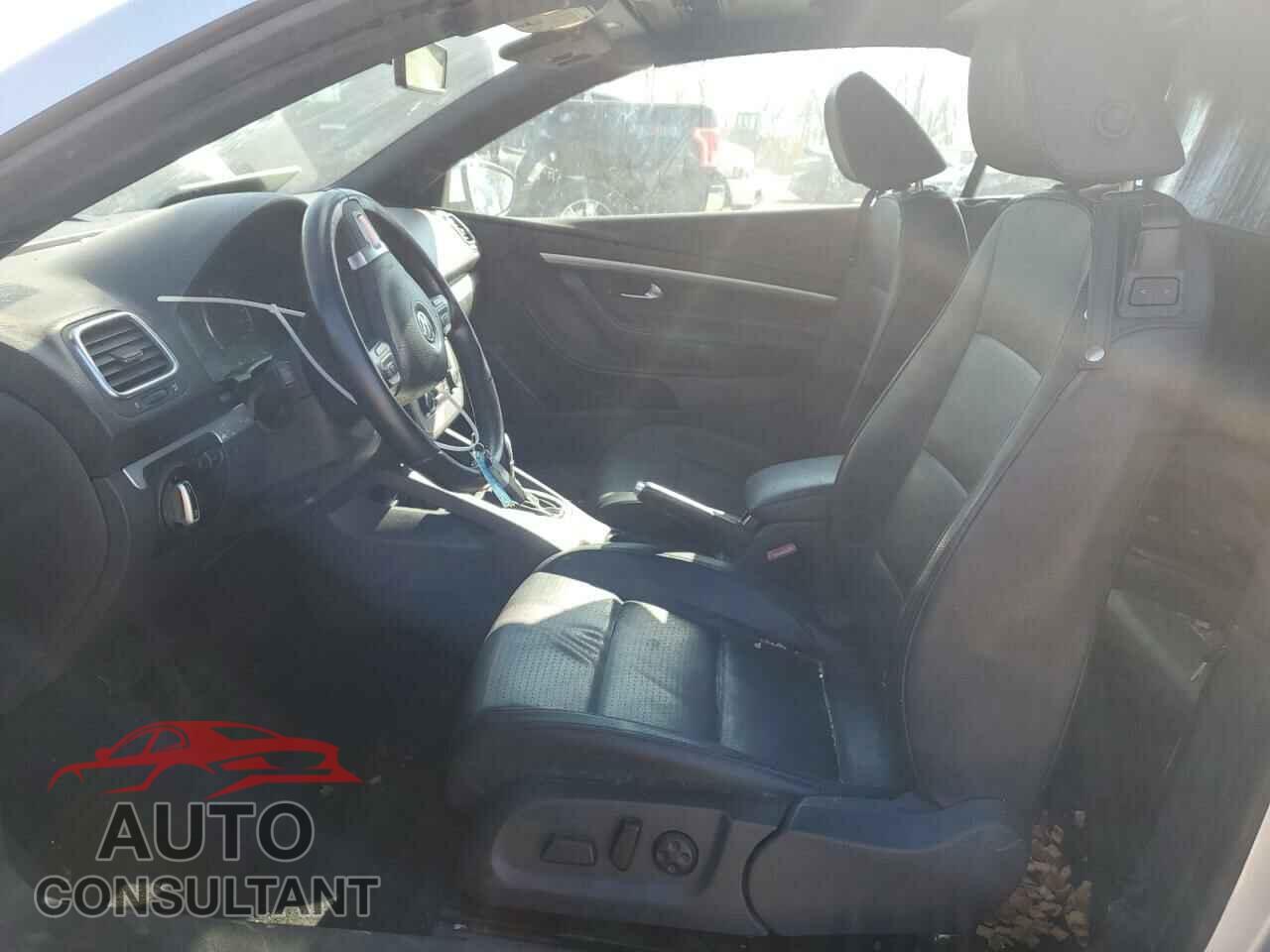 VOLKSWAGEN EOS 2012 - WVWBW7AHXCV015407