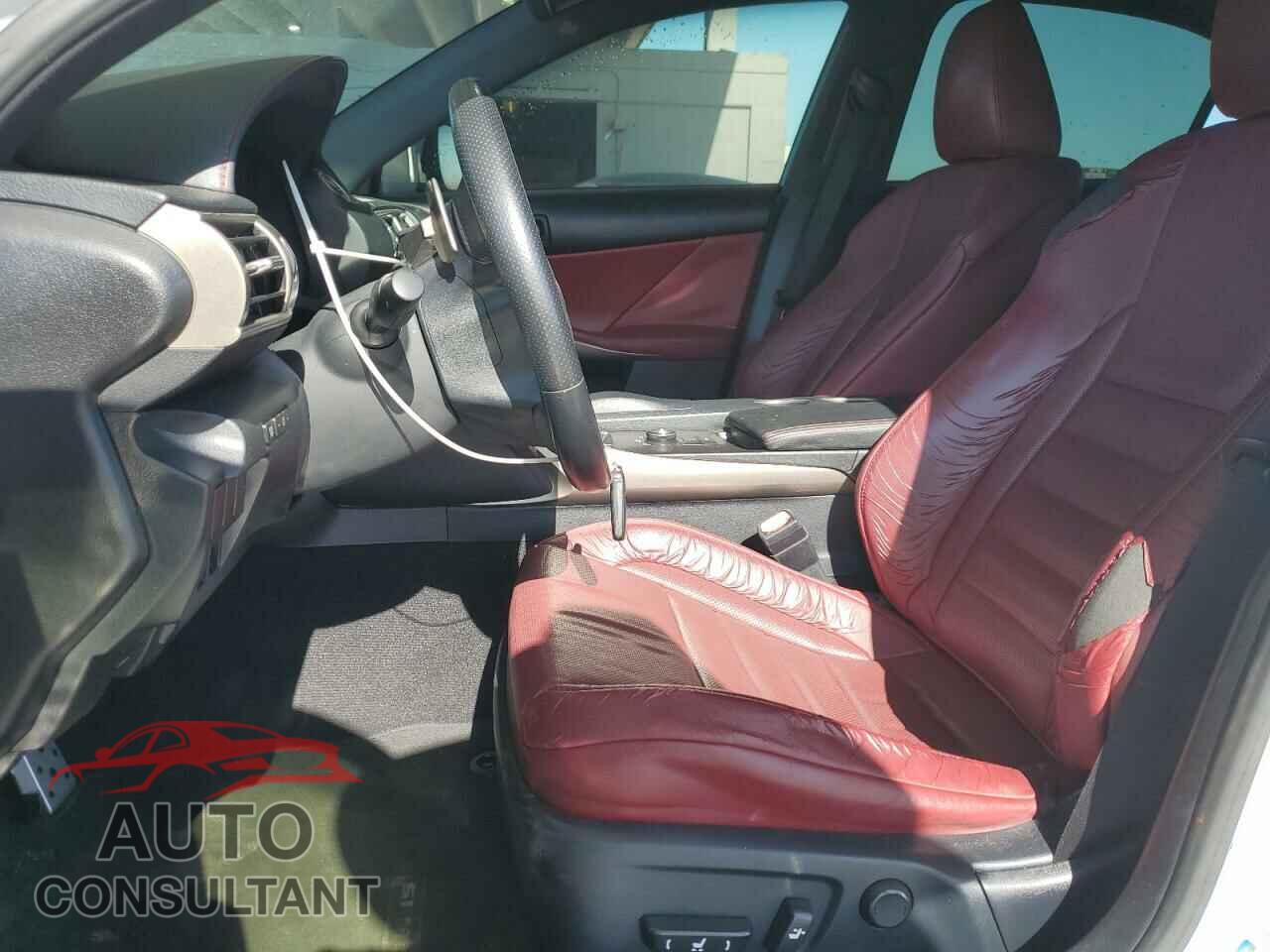 LEXUS IS 2015 - JTHBF1D21F5082260