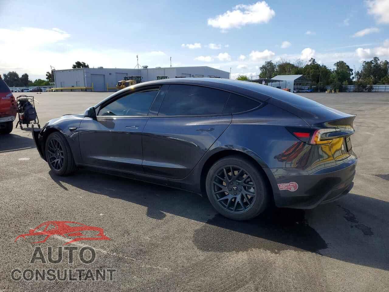 TESLA MODEL 3 2024 - 5YJ3E1EB8RF793397
