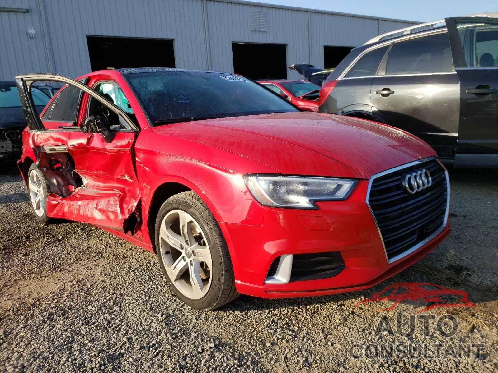 AUDI A3 2018 - WAUAUGFF6J1043389