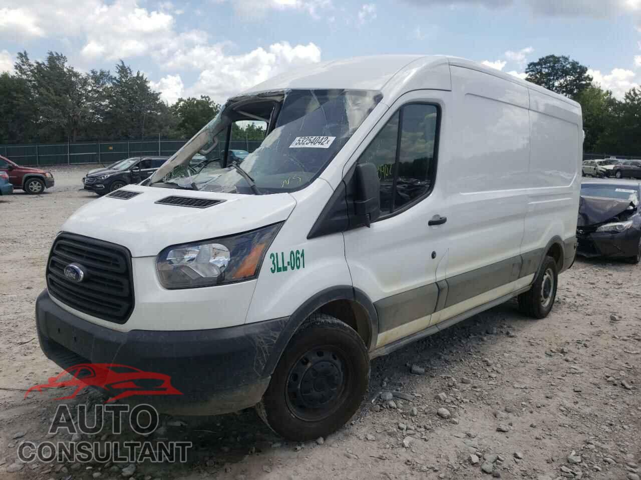 FORD TRANSIT 2019 - 1FTYR2CM6KKB07709